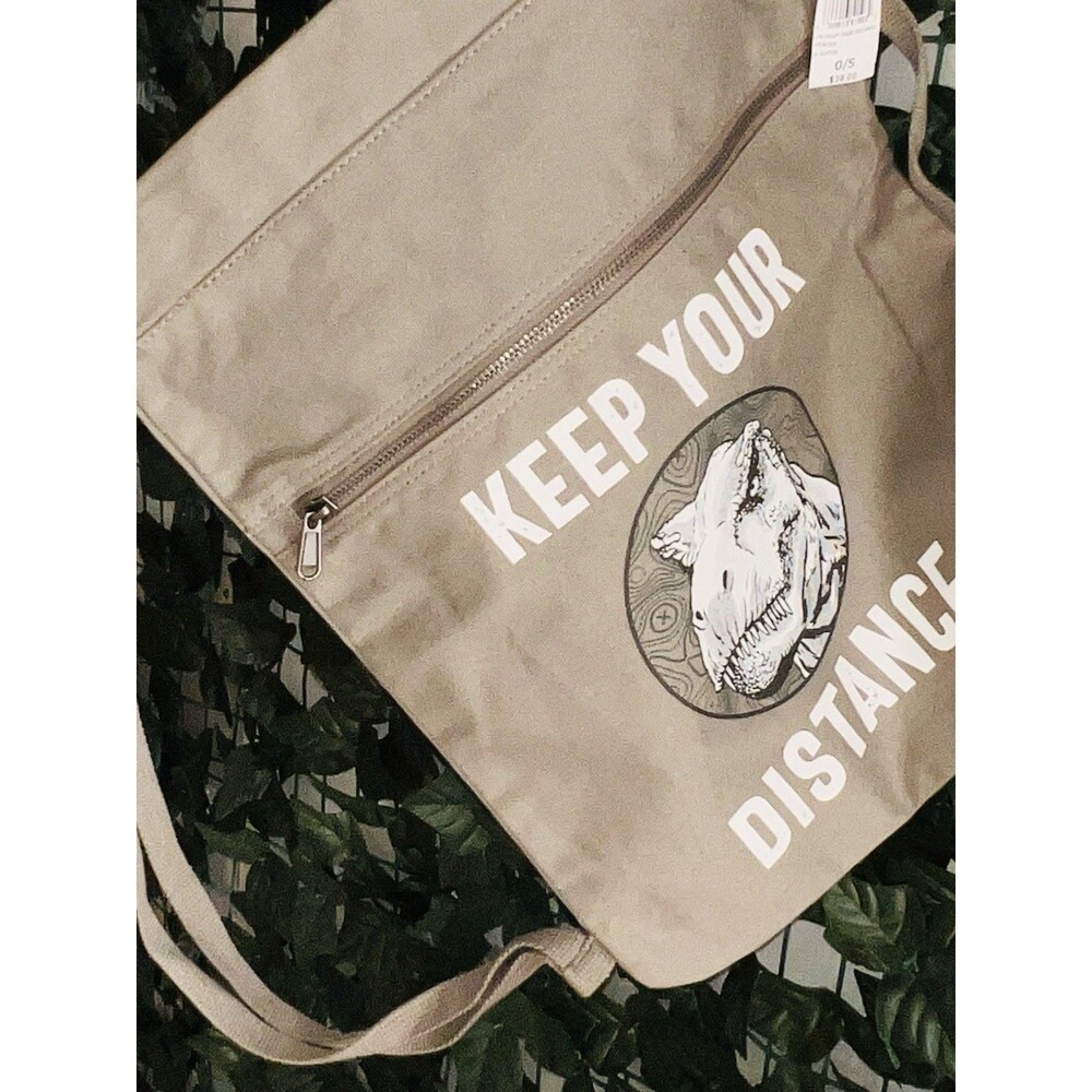 Universal Studios Jurassic Park Keep Your Distance Dinosaur Backpack New - Picture 5 of 6
